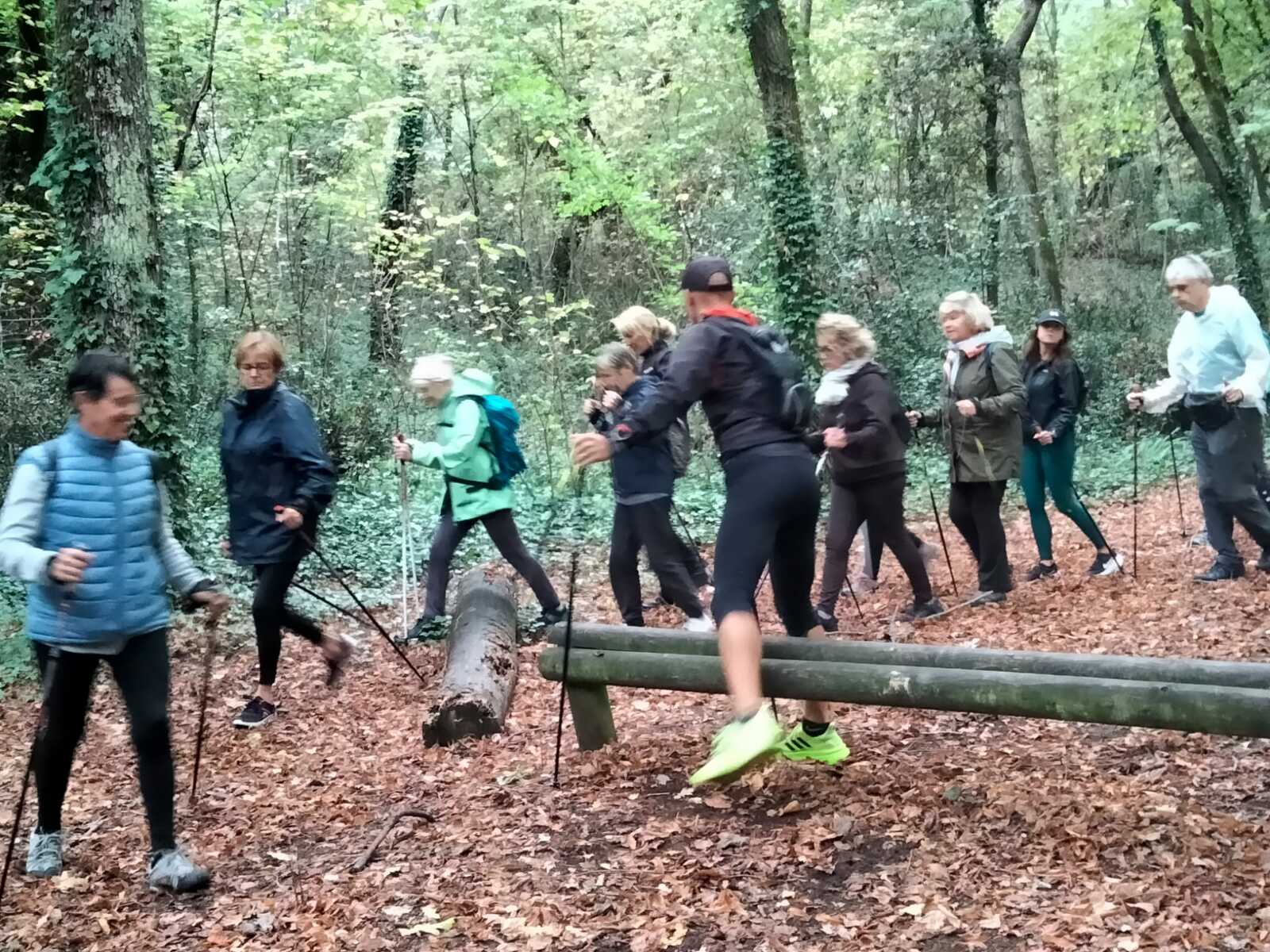 MARCHE NORDIQUE AVEC JORDAN